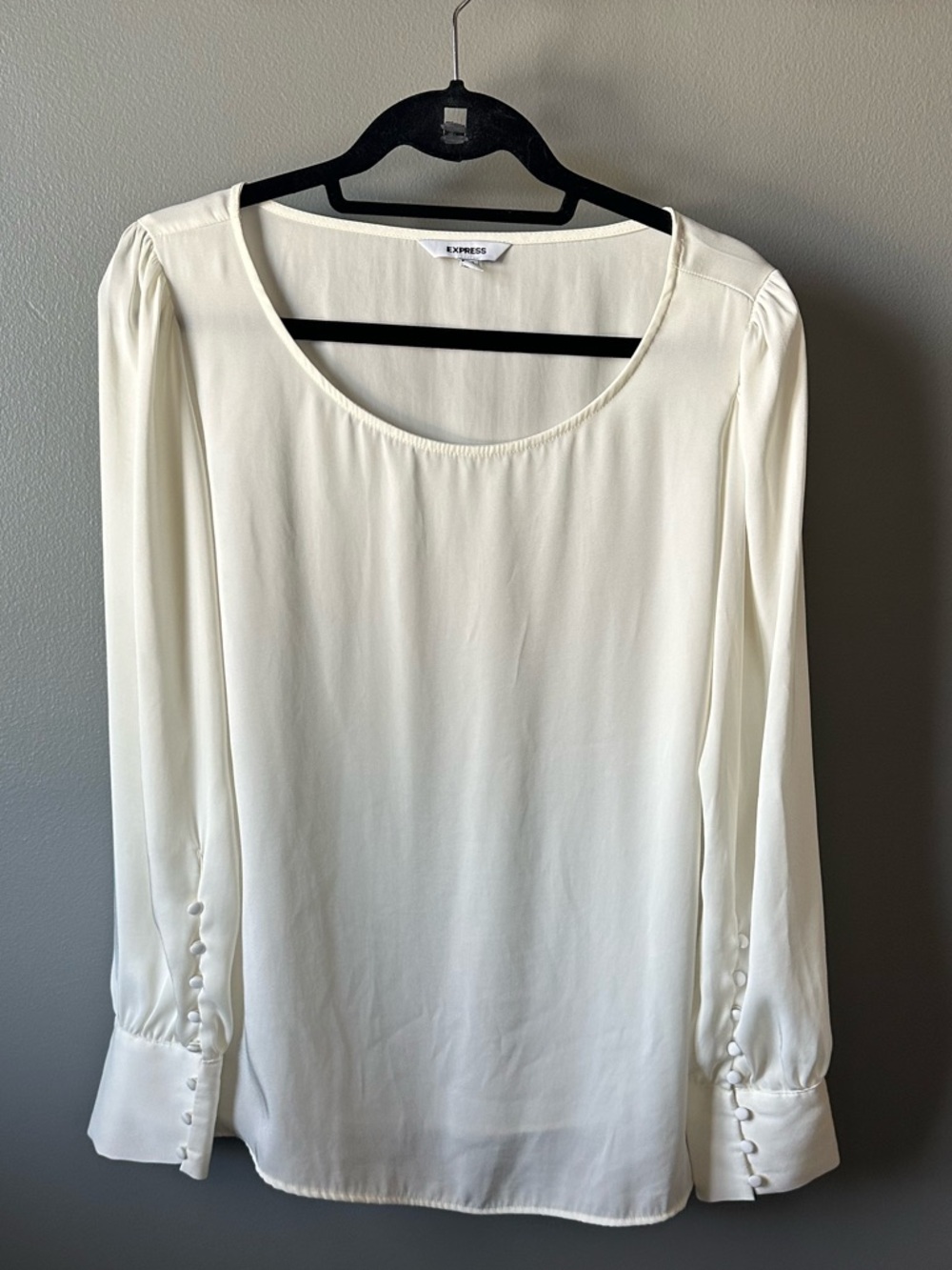 Express Cream Scoop Neck Long-Sleeve Blouse